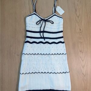 Southmoon Under Knit Mini Dress - White and Navy - Medium - NWT